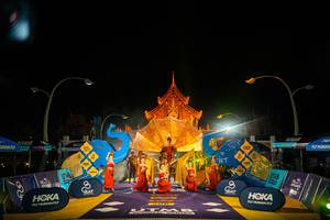 BIB: 400
                            <button type="button" onclick="openModal(22790309)" class="btn btn-primary btn-sm float-right btn-popup" data-toggle="modal" data-target=".modal-high-quality">
                        <i class="fas fa-shopping-cart"></i> Add to Cart
                    </button>
                                            <button type="button" onclick="isThisMe(22790309, true)" class="btn btn-success btn-sm float-right btn-popup btn-isme hidden" data-toggle="tooltip" data-placement="bottom" title="นี่คือรูปของคุณใช่ไหม คลิกที่นี่เพื่อเอาเข้าอัลบั้ม">
                        <i class="fas fa-plus"></i> Add to album
                    </button>
                    <button type="button" onclick="isThisMe(22790309, false)" class="btn btn-warning btn-sm float-right btn-popup btn-isnotme hidden">
                        <i class="fas fa-ban"></i> Remove from album
                    </button>